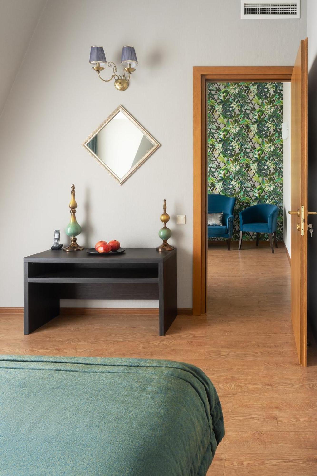 Sephia Hotel Tbilisi Luaran gambar