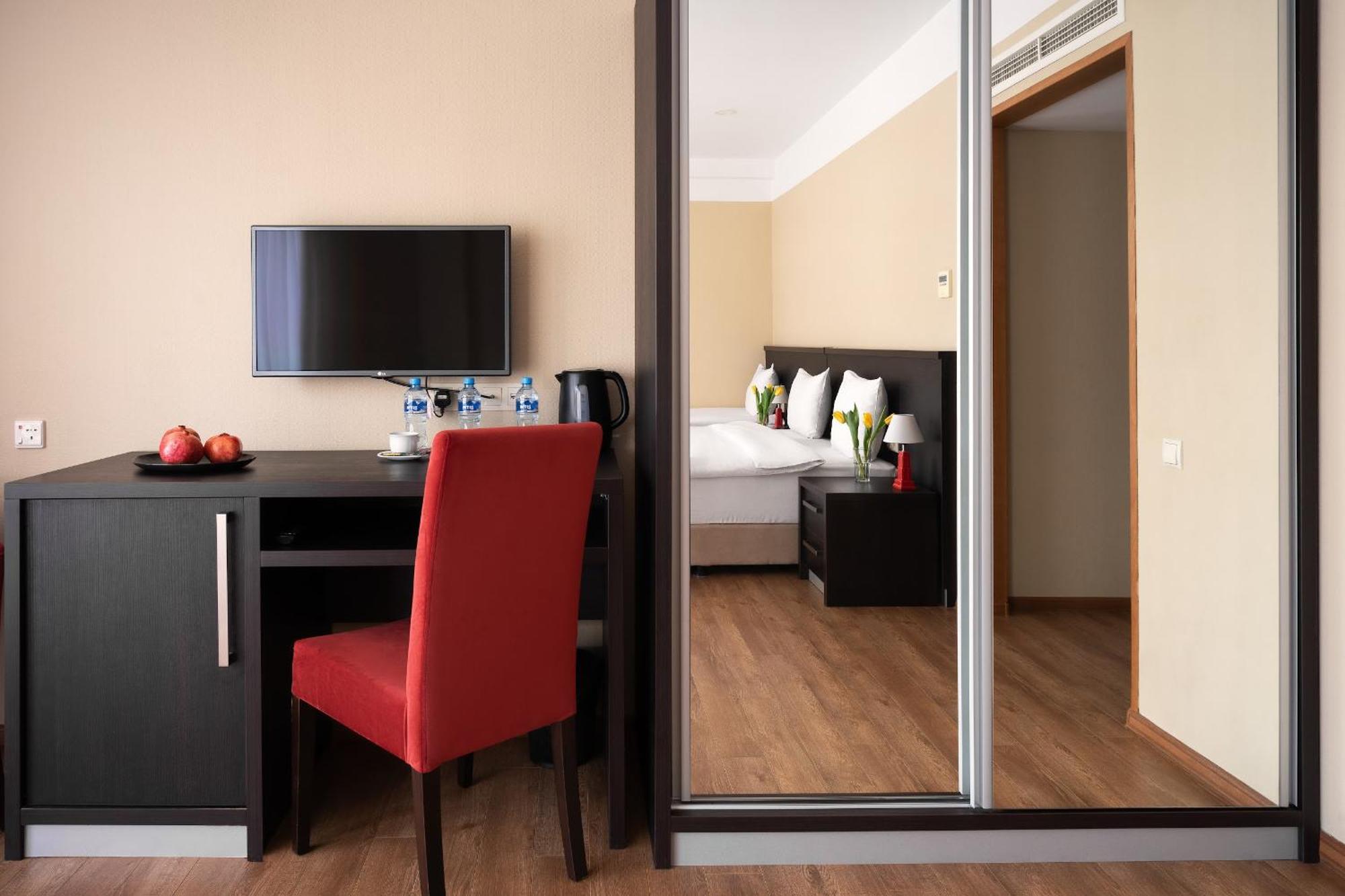 Sephia Hotel Tbilisi Luaran gambar