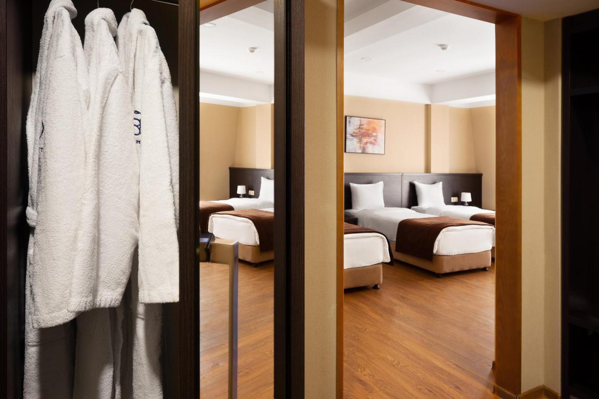 Sephia Hotel Tbilisi Luaran gambar