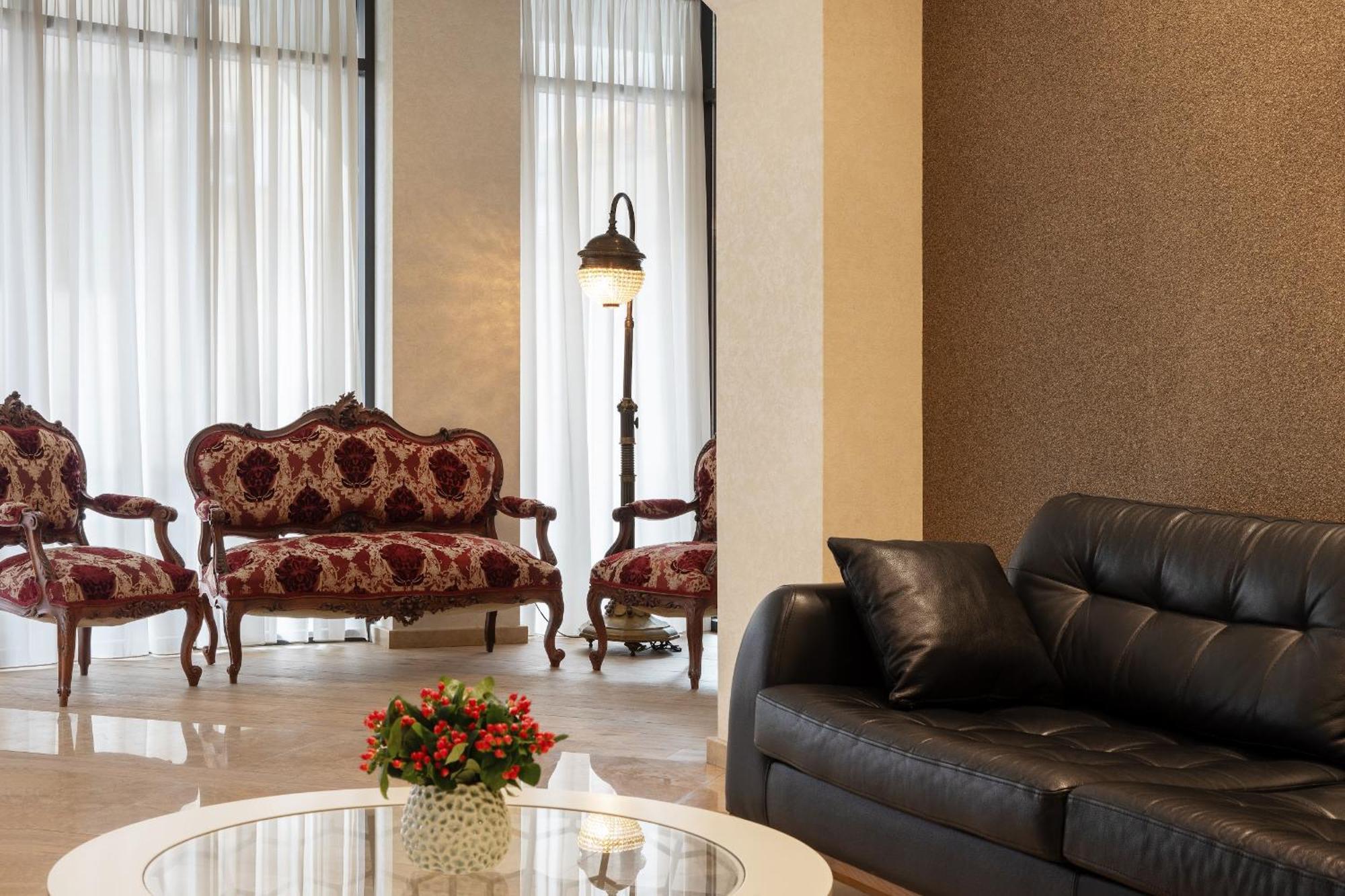 Sephia Hotel Tbilisi Luaran gambar