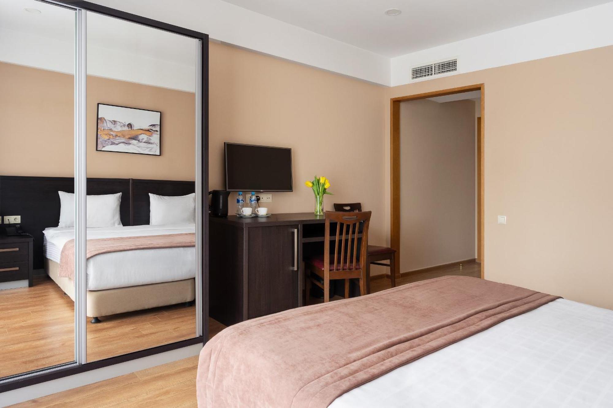 Sephia Hotel Tbilisi Luaran gambar