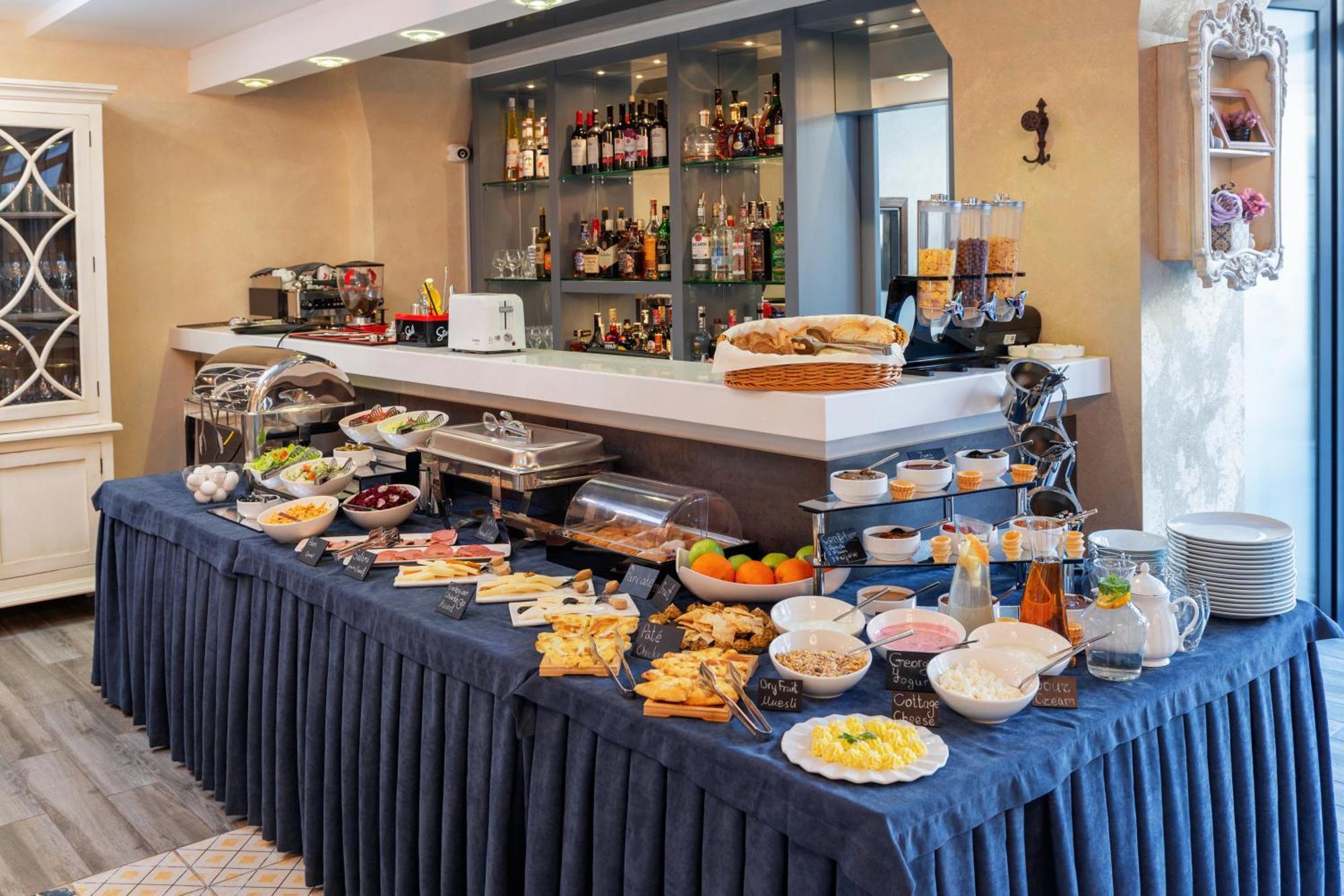 Sephia Hotel Tbilisi Luaran gambar