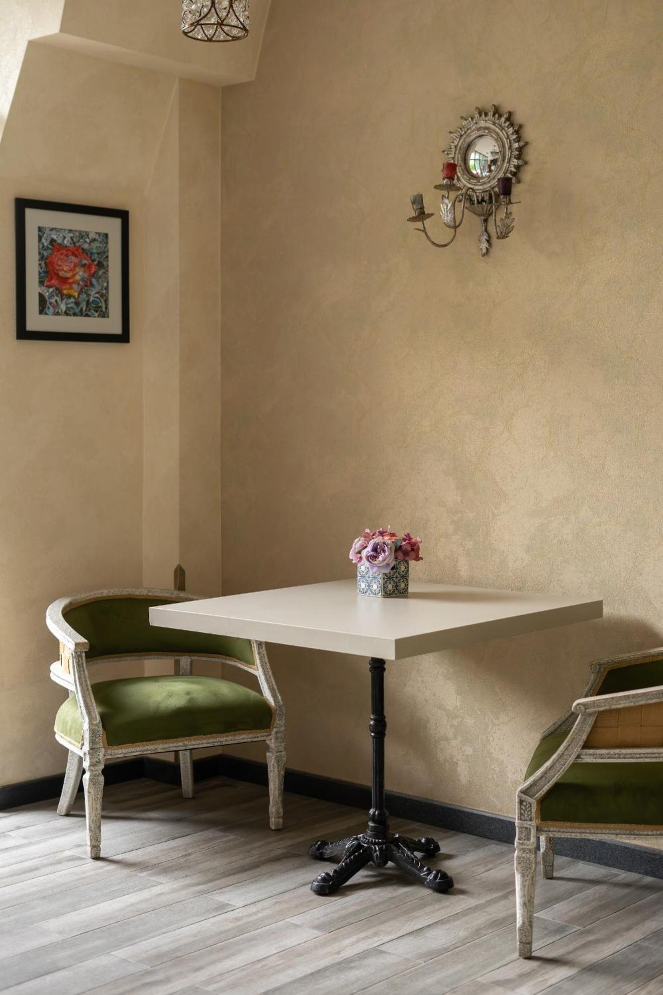 Sephia Hotel Tbilisi Luaran gambar