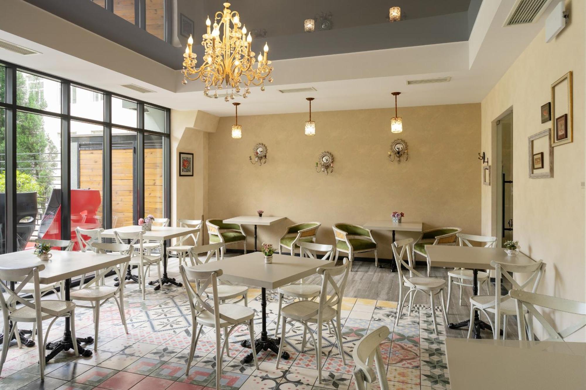 Sephia Hotel Tbilisi Luaran gambar