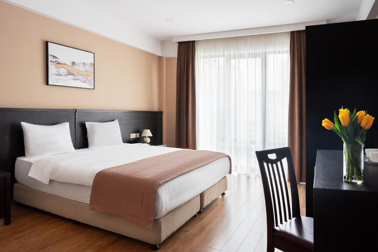 Sephia Hotel Tbilisi Luaran gambar