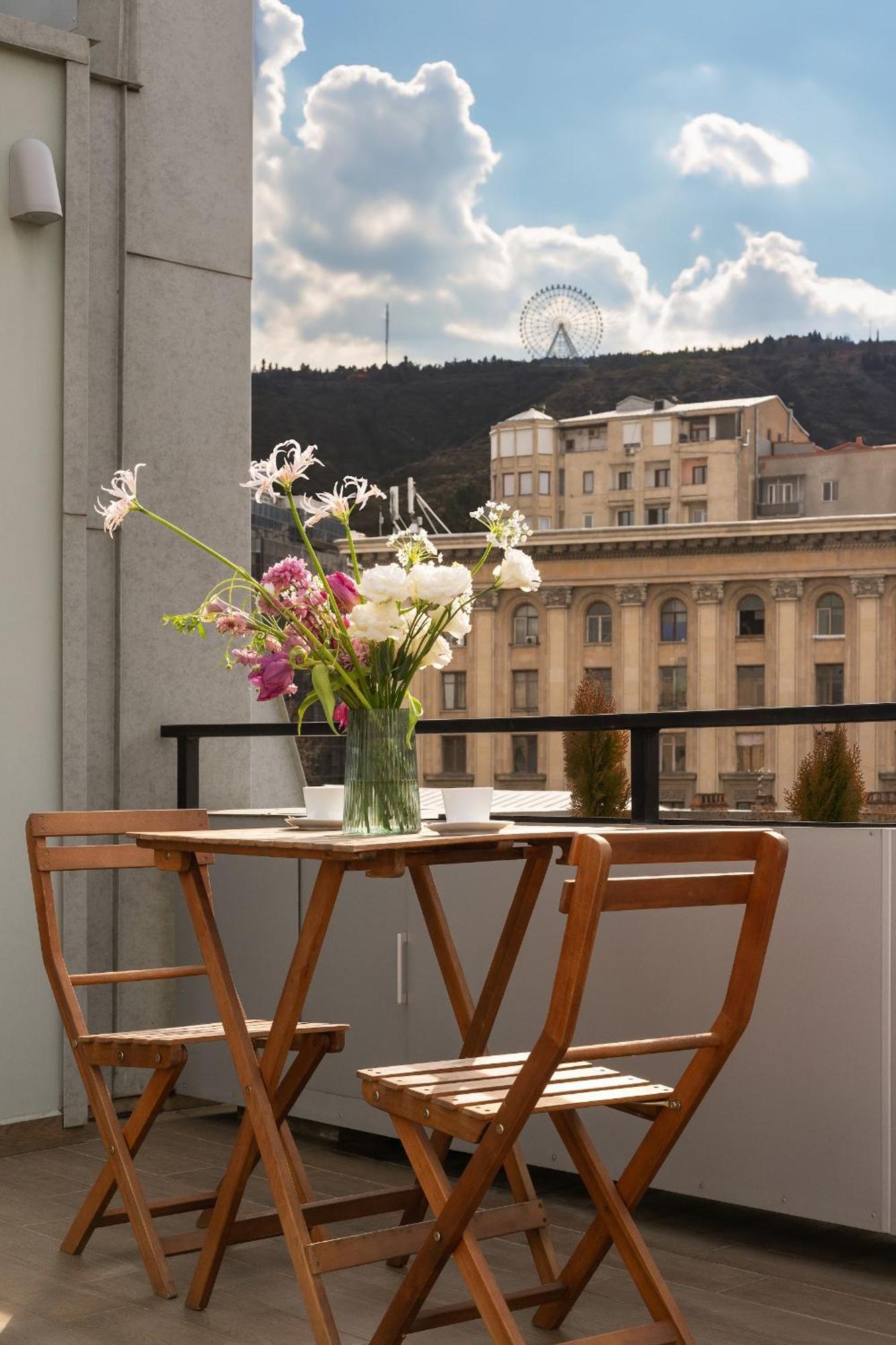 Sephia Hotel Tbilisi Luaran gambar