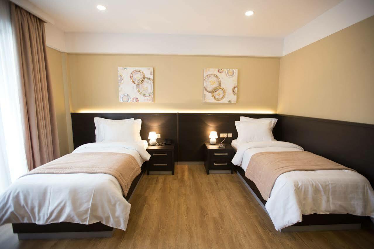 Sephia Hotel Tbilisi Luaran gambar