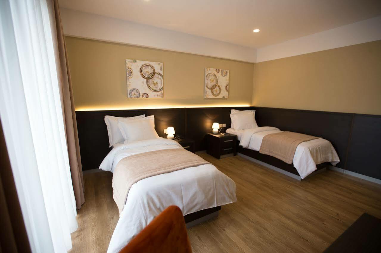 Sephia Hotel Tbilisi Luaran gambar